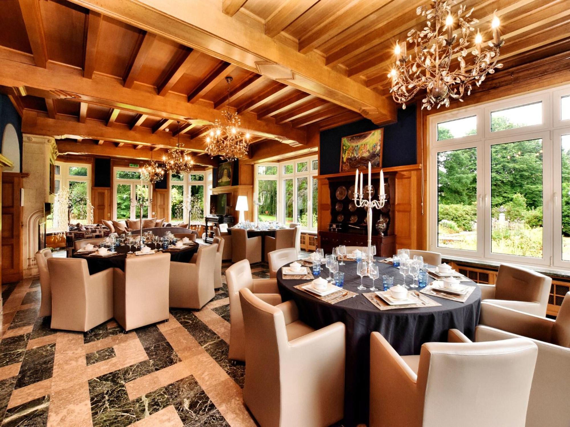 Вилла Luxurious Castle With Hot Tub In The Belgian Jamoigne Экстерьер фото